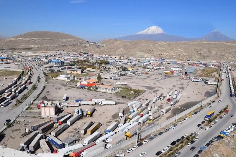 ترخیص کالا از گمرک بازرگان